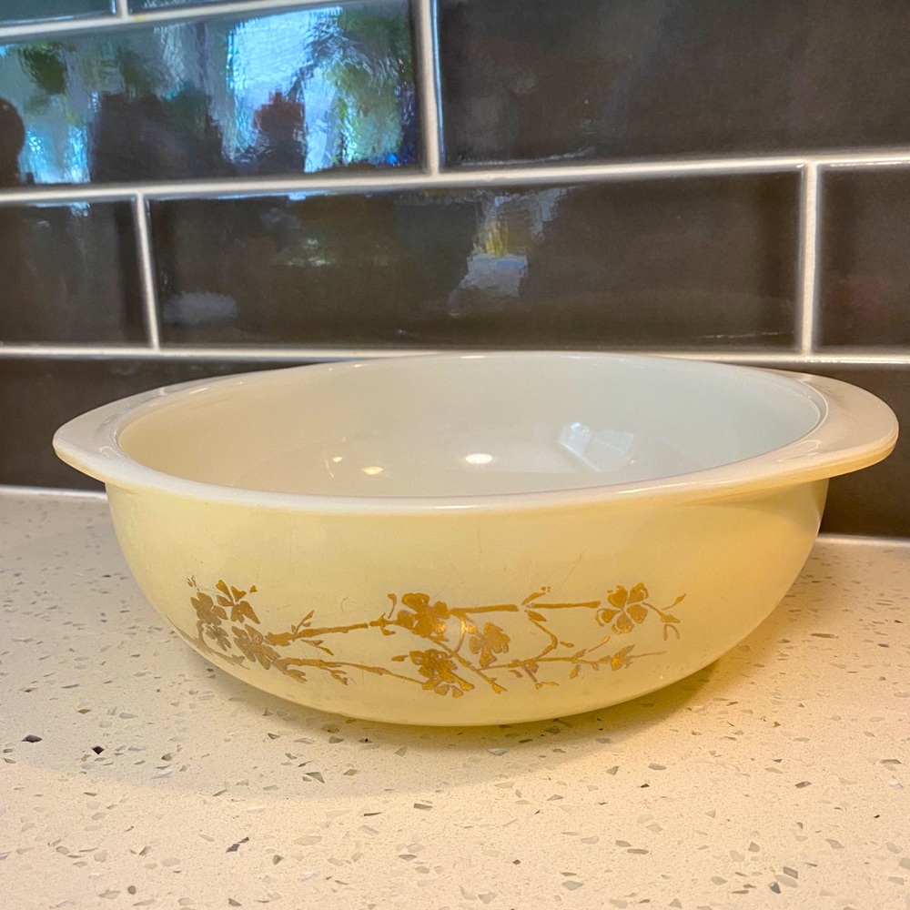 Vintage Pyrex Golden Branch Casserole Cream-colored Promotional Bowl 024 2QT